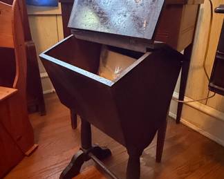 Vintage Wooden Sewing Box Stand