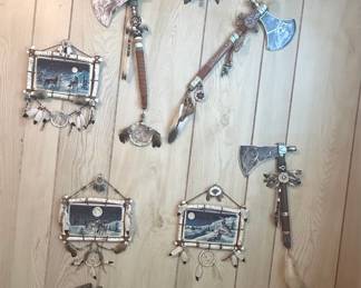 Decorative Wolf-Themed Tomahawk and Wall Plaque Collection