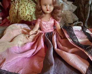 Franklin Mint Heirloom Porcelain Doll - Cinderella