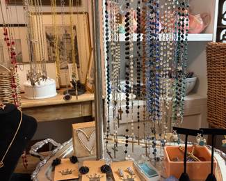 Costume jewelry 