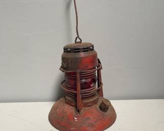 Lot 10177: Dietz No. 40 Traffic Gard Kerosene Lantern