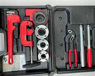 Lot 4039: Rothenberger Super Cut Ratchet Pipe Threader Kit in Case