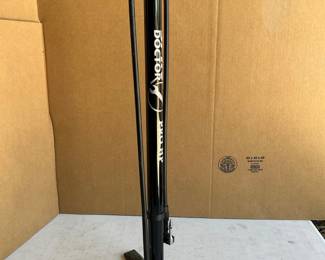 Lot 4018: Doctor Pro HP Bicycle Floor Pump with 160 PSI Gauge