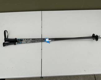 Lot 4032: Pair of K2 3 Speed Jr. Series Ski Poles, 95 cm