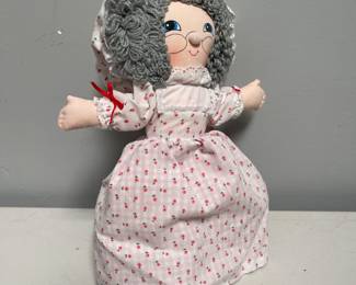 Lot 10061: Dakin Dippity Flip Little Red Riding Hood 3-in-1 Doll