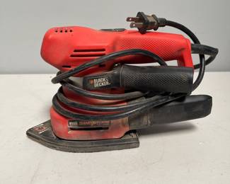 Lot 10194: Black & Decker RO600 Sand Storm 3-in-1 Sander