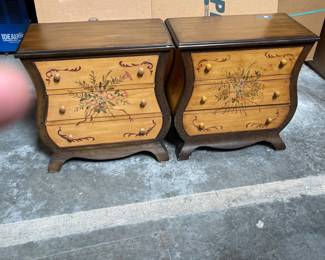 Lot 9015: Pair of Venetian-Style Hand-Painted Bombe Nightstands