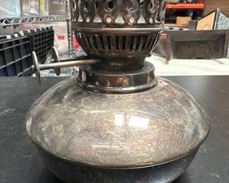 Lot 00261: English Duplex Twin-Wick Oil Lamp Font, No Shade