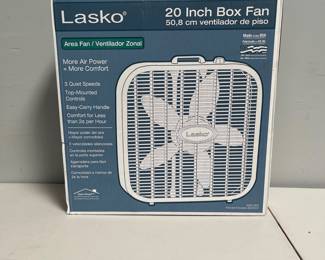 Lot 9041: Lasko B20201 20 Inch 3-Speed Box Fan, New in Box