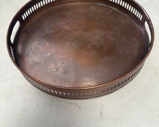 Lot 389: Coppercraft Guild-Style Copper Pierced Gallery Tray