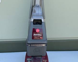 Lot 4051: Hoover SteamVac SpinScrub Deluxe 1600 Carpet Cleaner