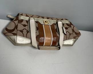 Lot 10069: Coach Hamptons Signature Stripe Turnlock Satchel