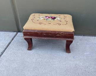 Lot 2522: Victorian-Style Floral Needlepoint Footstool, Cabriole Legs