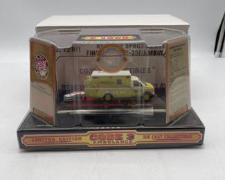 Lot 2784: Code 3 Kennedy Space Center E-350 Ambulance 1/64 #12061