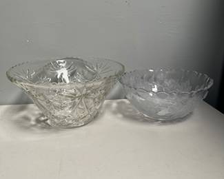 Lot 10131: Anchor Hocking EAPC & Floral Serving Bowls