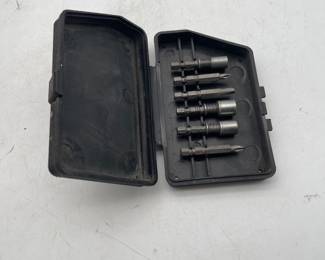 Lot 2869: Black & Decker Scorpion Anti-Slip Screwdriver Bits, 6 Pc Set