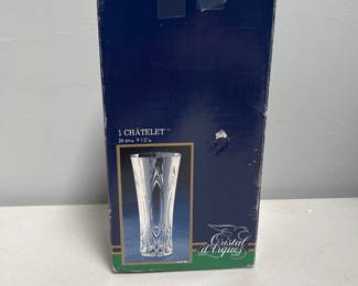 Lot 10096: Cristal d'Arques Chatelet Lead Crystal Vase in Box