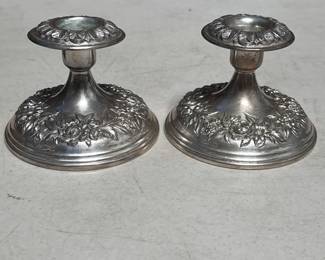 Lot 398: 2 S. Kirk & Son Weighted Sterling Repousse Candlesticks