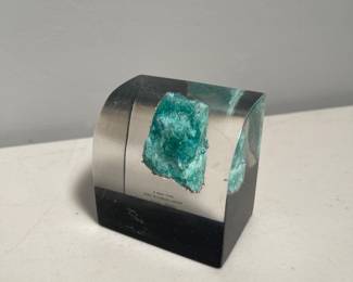 Lot 10142: Eilat Stone Paperweight, King Solomon's Mines Israel