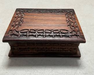 Lot 4088: Hand Carved Indian Rosewood Trinket Box, Floral Border