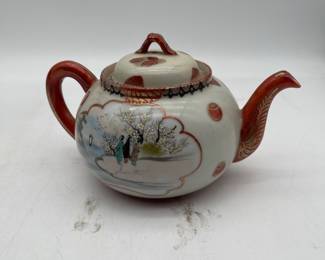 Lot 2739: Nippon Hand-Painted Geisha Girl Porcelain Teapot