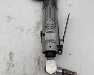 Lot 2840: Columbia International Air 3/8 in. Right Angle Air Drill