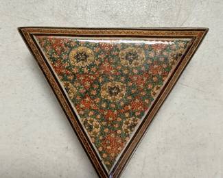 Lot 4096: Persian Khatam Marquetry Triangular Hinged Trinket Box