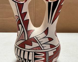 Lot 4082: Jemez-Style Pueblo Polychrome Pottery Wedding Vase