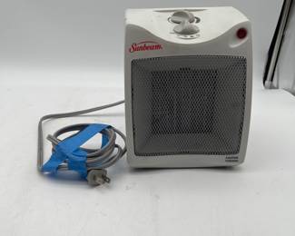 Lot 2748: Sunbeam Fan-Forced Portable Space Heater w/ Thermostat