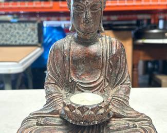 Lot 226: Seated Buddha Tealight Candle Holder with Lotus Cup