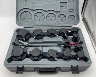 Lot 2875: Matco Tools TPT69700A 14pc Turbo Air System Test Kit