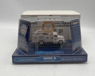 Lot 2776: Code 3 NYPD Saulsbury ESU Support Truck 12552 - New in Box