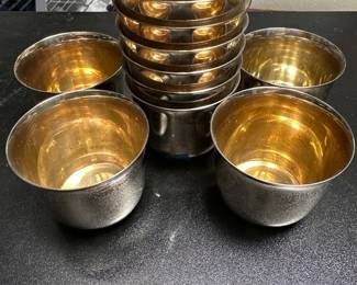 Lot 00262: 11 Roly Poly Punch Cups, Sheridan Silver-on-Copper Style