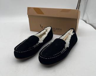 Lot 2734: Koolaburra by UGG Lezly Black Suede Moccasin Slippers 7