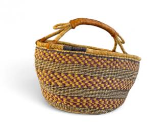 158 HandwovenPatternedBasketwLeatherWrappedHandle