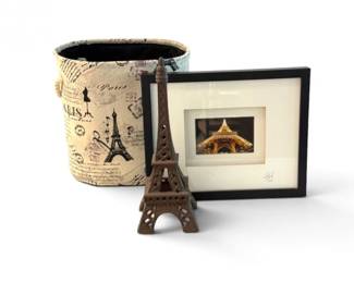 56 ParisEiffelTowerDecorCollectionSignedPhotoIronTowerTote