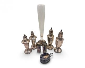 208 SterlingSilverShakersBudVasewSilverPlateCobaltPieces578g