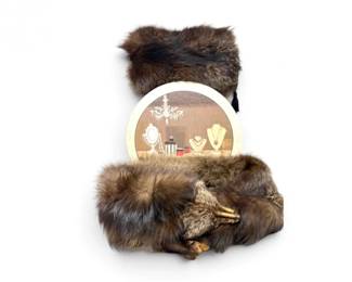144 VintageFullBodyFoxFurStoleFoxFurMuffPursewHatBox