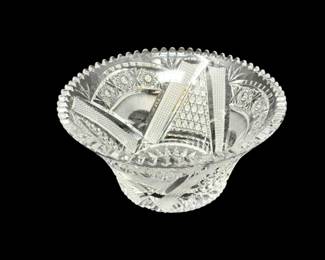 86 CutCrystalBowlwGeometricStarburstDesign