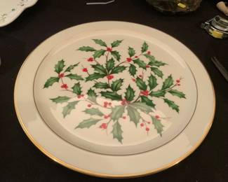 Large Lenox Holiday plate for entertaining purposes.