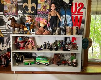Ren & Stimpy collectibles, Ed Grimley doll, 1980s Masters of the universe figurines, Breyers horses, hand painted knives, vintage Snoopy bank 