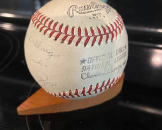 Pete Rose Signed Ball
