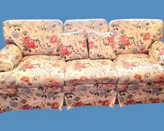 Pretty floral sofa