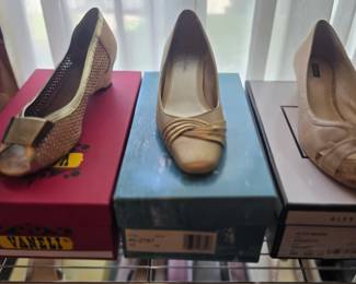 ladies shoes