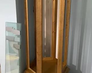Gold Finish Display Cabinet w Glass Shelves Side Panels