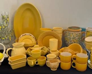 Lemon Yellow Dishes