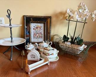 Dining Serving Pieces