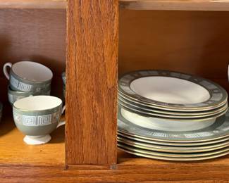 Wedgewood "Asia Green" Bone China, 35 pcs