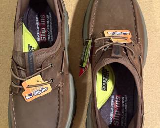 Men's shoes size 8.5