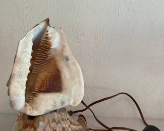 MCM Conch Shell Table Lamp